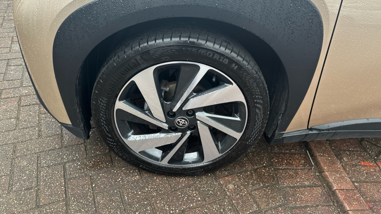 Toyota Aygo X 1.0 VVT-i Edge 5dr Petrol Hatchback